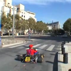 Mario Kart (Rémi Gaillard)