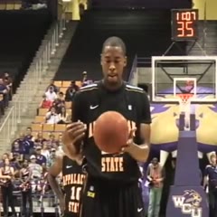 WCU vs App State- Worst free throw ever
