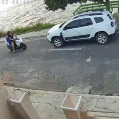Kind gentleman comes over to help out