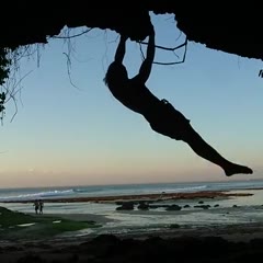 Guy Falls During Pull-Ups After Rock Brakes