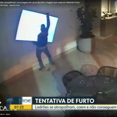 Handy thieves come to pick up TV