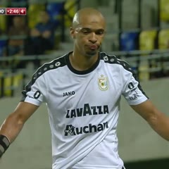 Bryan Melisse "Drop Kicks" Opposing Player And Receives Red Card