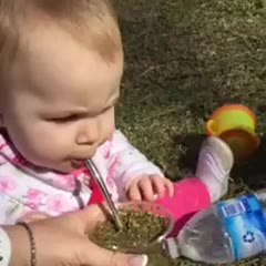 Bebe matero... ¡GUARDA!