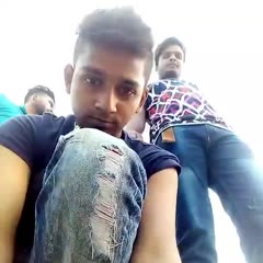 Bee attack while they filming themselves rapping