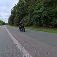 Chute de 3 motards