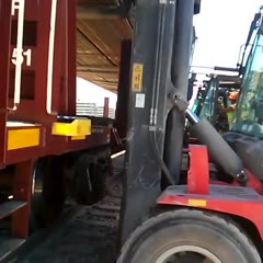 How not to unload a rail car!