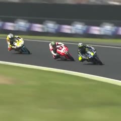 Caida multitudinaria en el GP de Francia de Moto3