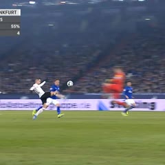 Bundesliga : L'horrible sortie kamikaze de Nübel !