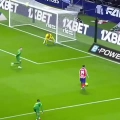 😭 L'énorme simulation de #Morata ! #Shorts