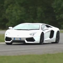 Lamborghini Aventador vs Porsche 911 GT2 RS vs Mercedes SLS