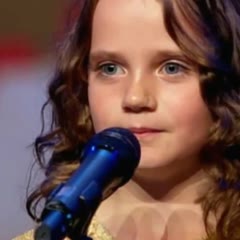 Holland's Got Talent 2013 - Amira Willighagen (9)