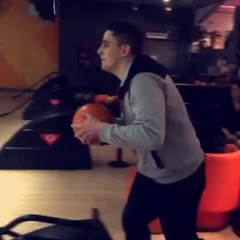 A la base cetait un bowling ..
